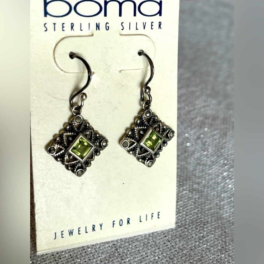 Earrings dangling sterling peridot